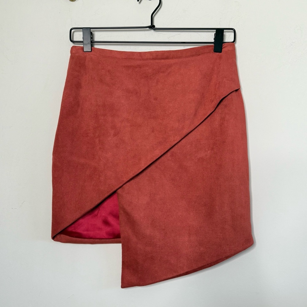 NWOT Etiquette Boutique Sueded Rust Orange Envelope Mini Skirt | Small